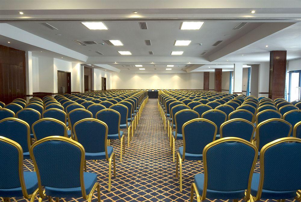 Golden Tulip Kumasi City Esterno foto