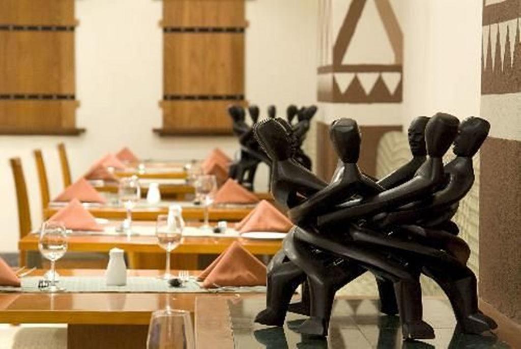 Golden Tulip Kumasi City Esterno foto