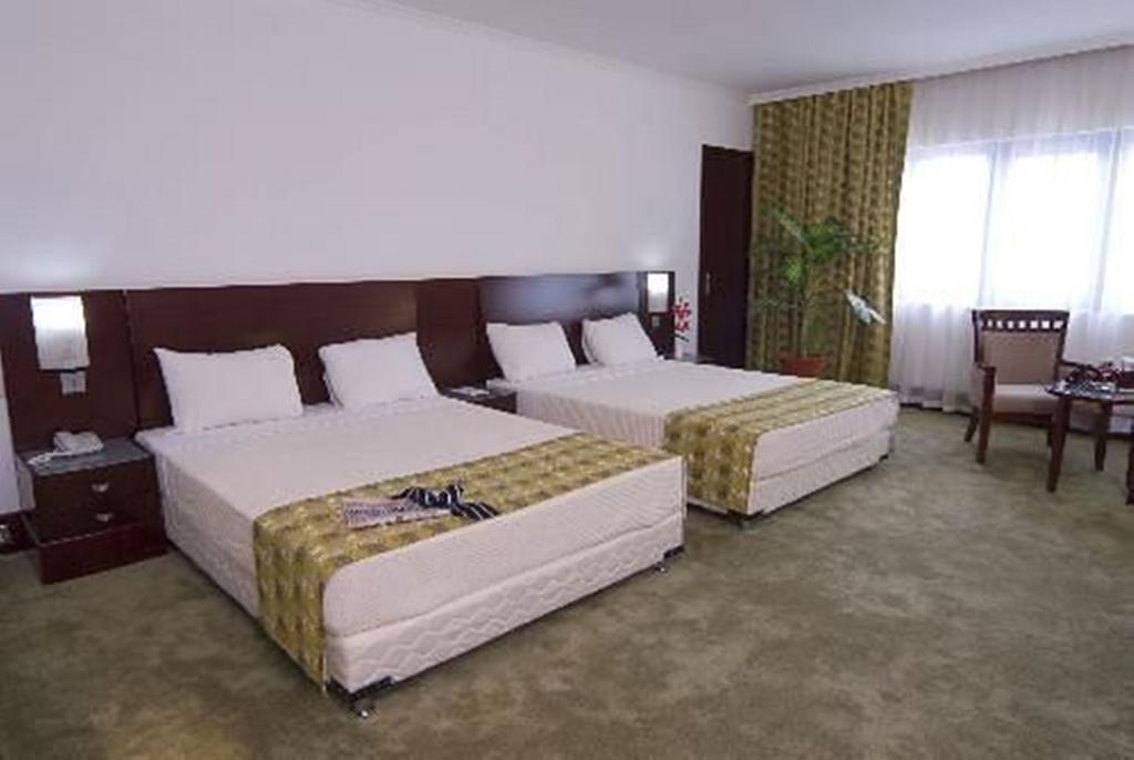 Golden Tulip Kumasi City Esterno foto