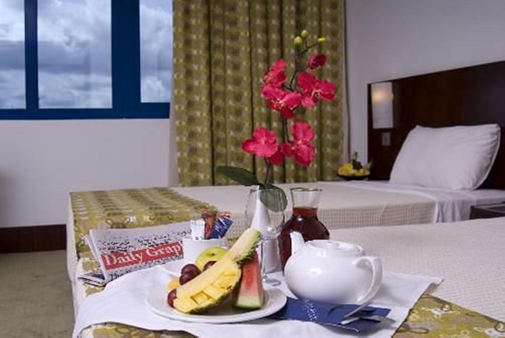 Golden Tulip Kumasi City Esterno foto