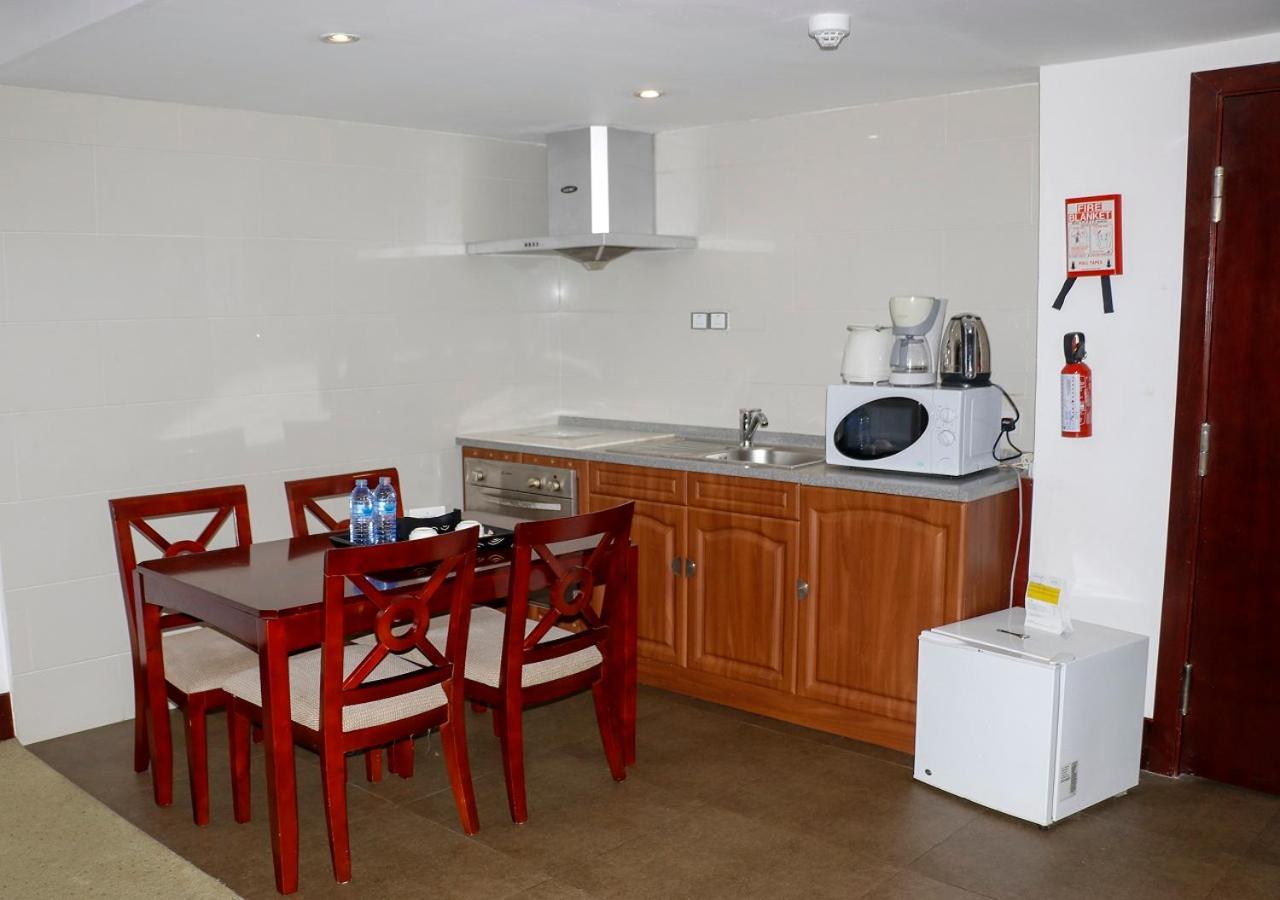 Golden Tulip Kumasi City Esterno foto